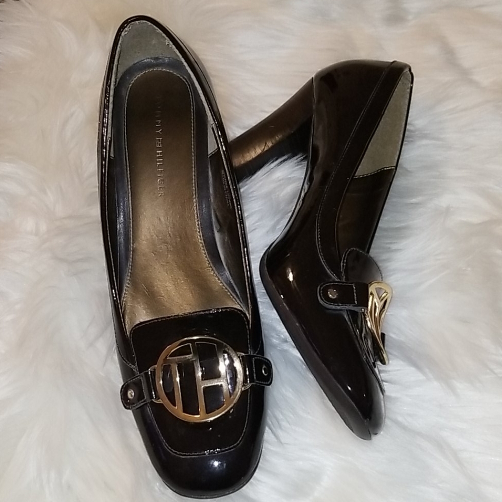Tommy Hilfiger "Tiara" Leather Roundtoe Block Heel
